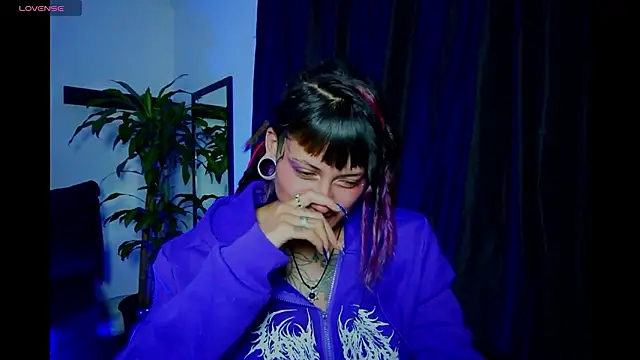 _sharlotte777 webcam