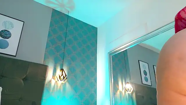 AmbarRoberts_ webcam