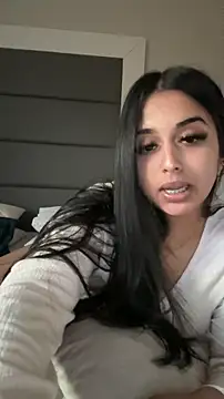 LilMisIndianx webcam