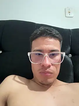 Latin_Paisa_Boy webcam