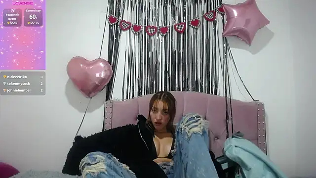 emily_cooper_pym webcam