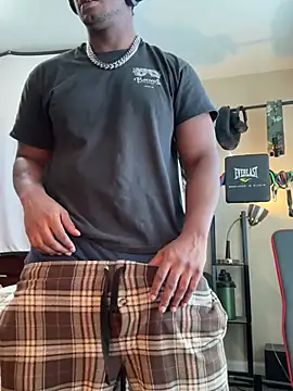 KeYBuMp323 live sex cam