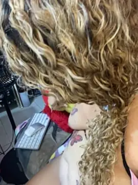 camile_milf - Camile_milf's free webcam - UK Sex Cams