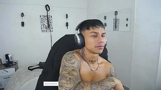 Leonard_Price webcam