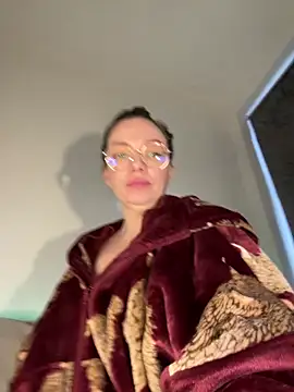 FemDom_RubyKnightXXO webcam