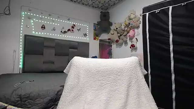 Sharloth_milf webcam