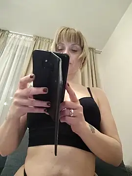 MySweetcum69 webcam