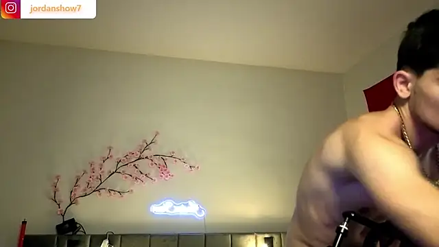 JordanShow webcam
