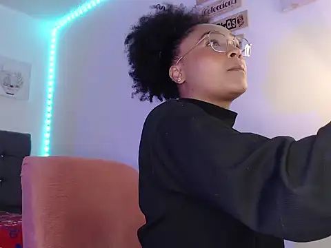 latin_riahnna_jp webcam