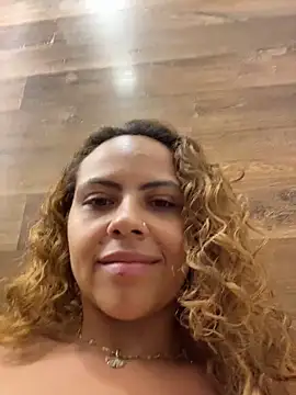 Chloe_Leaozinho webcam