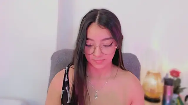 MirandaJohnson_ webcam