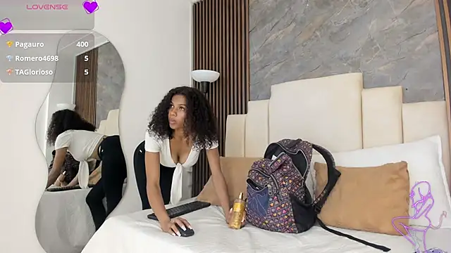 catiusca_reyes_03 webcam