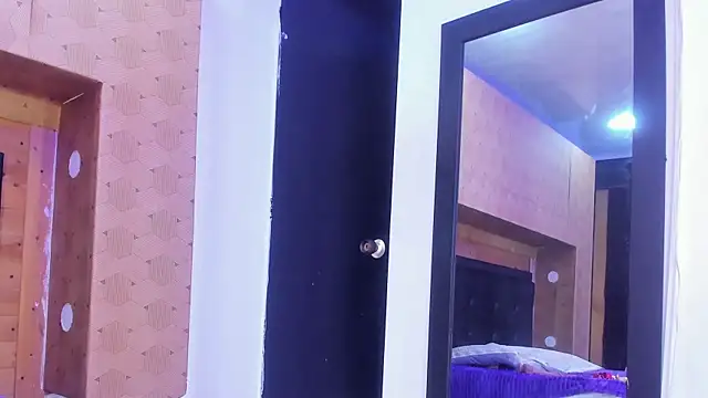 Samantha_Blaze1 webcam