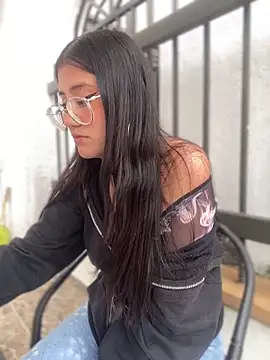 StrawberryPink_ webcam