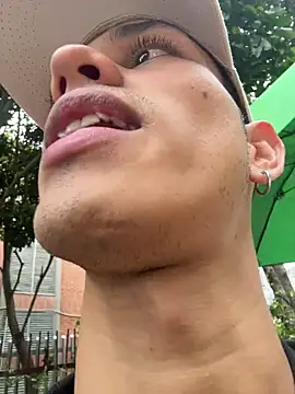 HarryGaze's live cam