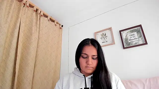 selena_jhonson webcam