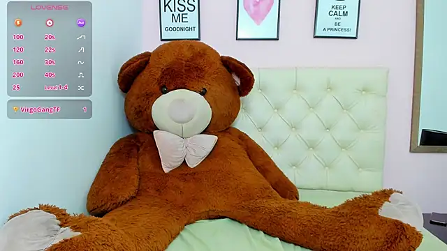 TalianaNewton webcam