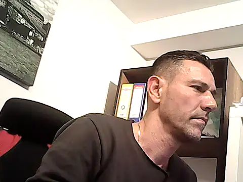 mastercharisma35 webcam