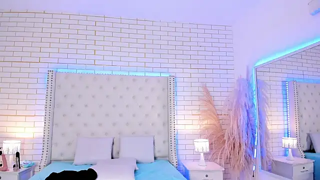 mara_winters_ webcam