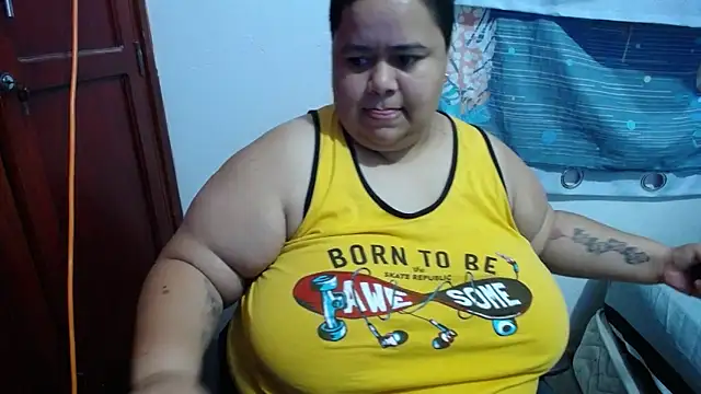 hotlesby4uxxx webcam