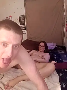 snowbird1117 - Snowbird1117's free webcam - UK Sex Cams