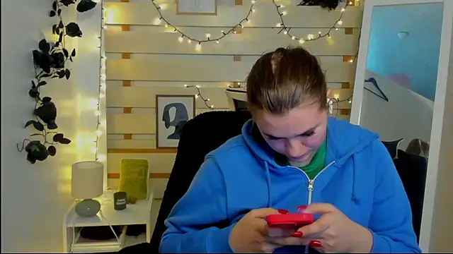 Josephine_Kiss webcam