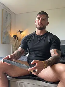 DimitriSullivan_ webcam