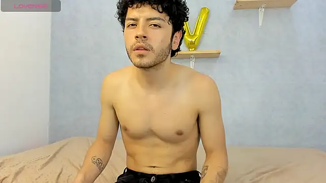 Eliotkinky webcam