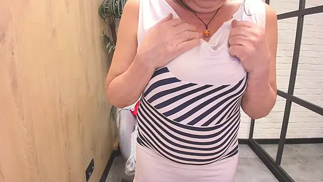 LindaPassionate webcam