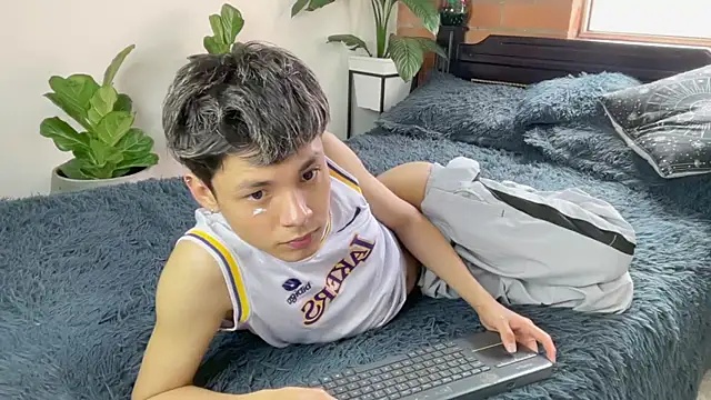 Andy_Belier23's live cam