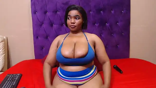 EBONYBUSTYY webcam