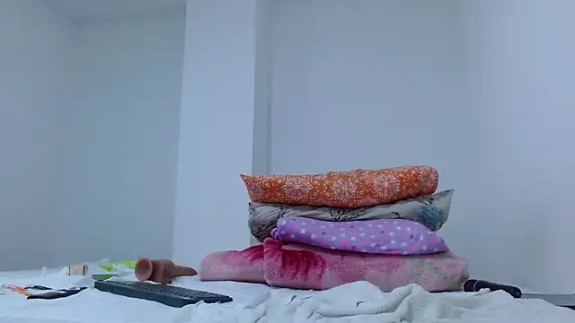 isabel_24_gil webcam