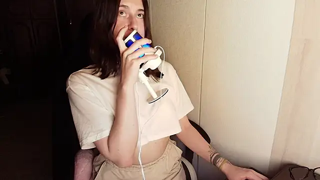 KristinaScott webcam