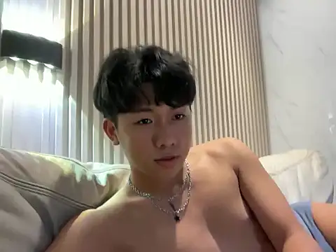 dangerzone0122 webcam