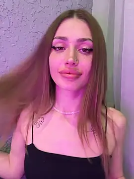 Elizabeth_Tay webcam