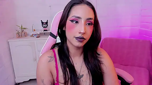 Nyx_Blackmoon webcam