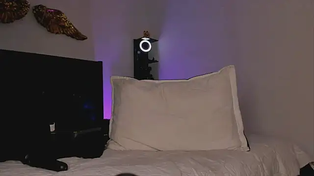 MadissonAbondax_ webcam