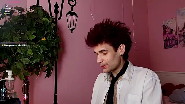 trevor_dreams webcam