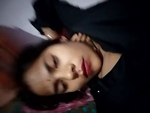 Webcam Model (Rohni_bhabi) is live