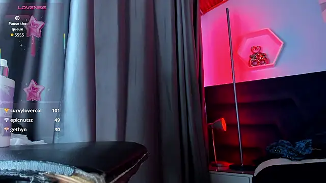 alice_kingsley_ webcam