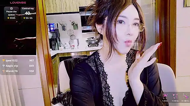 nuannuan_baobei - Nuannuan_baobei's free webcam - UK Sex Cams