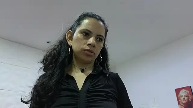 Naughtykaty_07 webcam