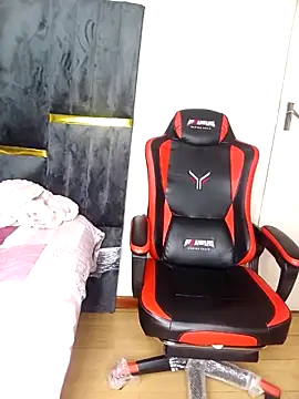 Divine_Beautyxx webcam