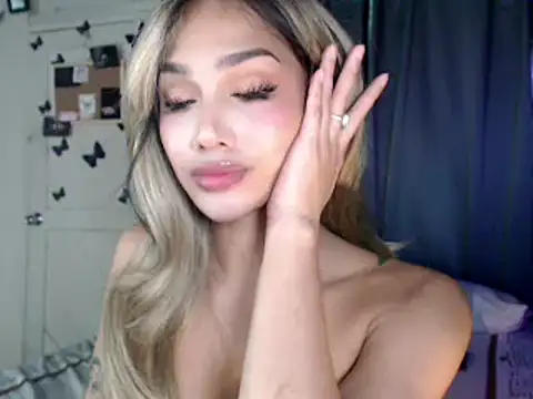 itsmekarinaaa webcam