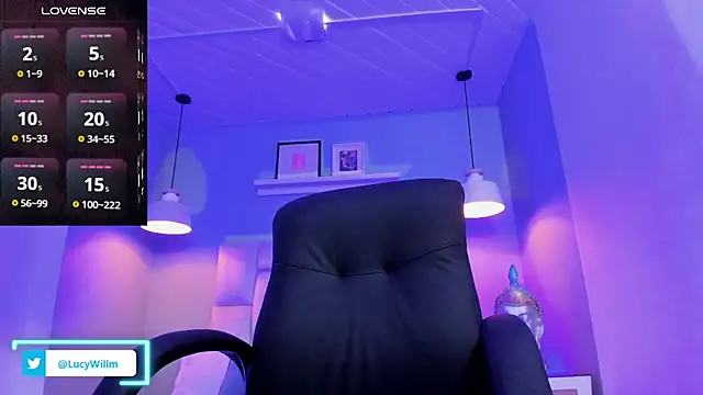Lucy_Williiams webcam