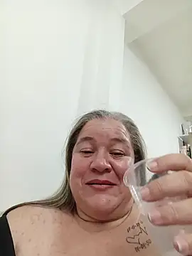 MilF-eterna_69 webcam