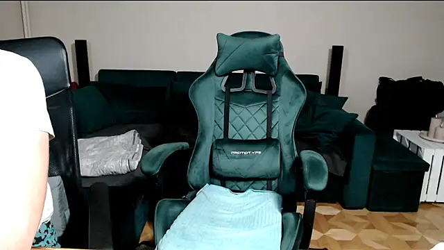 JoannaAndNeighbour webcam