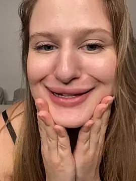 ellieblessom - Ellieblessom's free webcam - UK Sex Cams