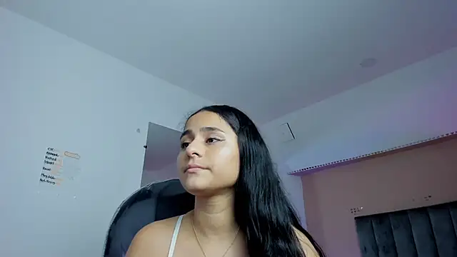 Giselle_Roldan webcam
