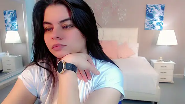 _Maddison_Ivanova_ webcam